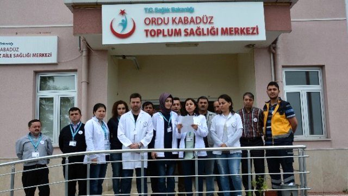 Samsun\'daki Doktor Cinayeti Kabadüz\'de Kınandı
