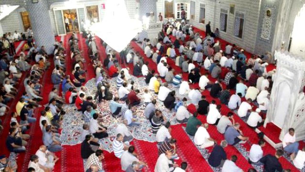 Şanlıurfa\'da Berat Kandili Kutlandı