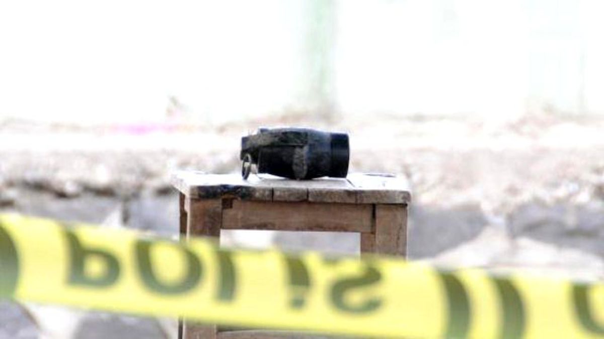 Temizlenen Derede Gaz Bombası Bulundu