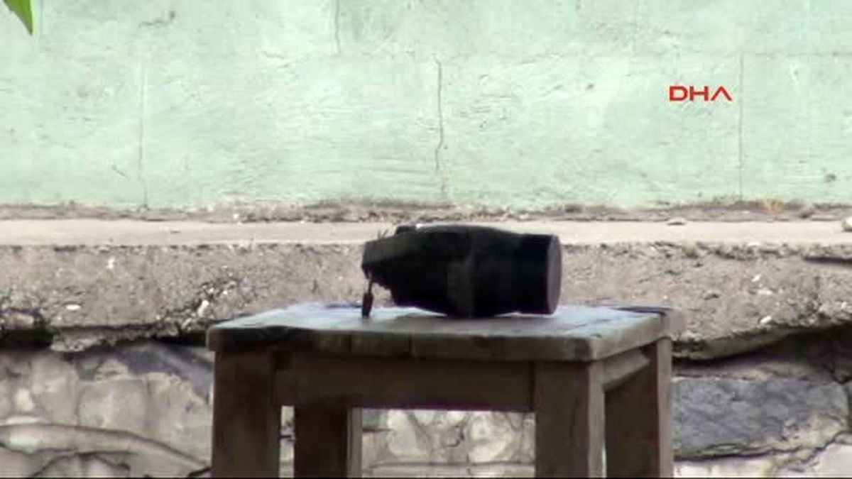 Temizlenen Derede Gaz Bombası Bulundu
