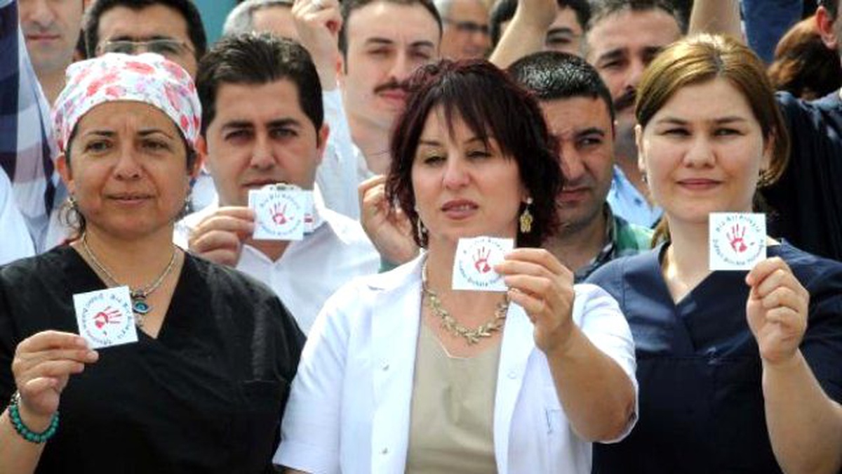 Tokat\'ta Dr. Furtun\'un Öldürülmesine Tepki