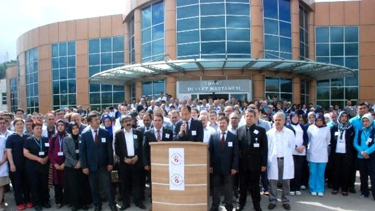 Tokat\'ta Sağlıkçılardan Doktor Cinayetine Tepki