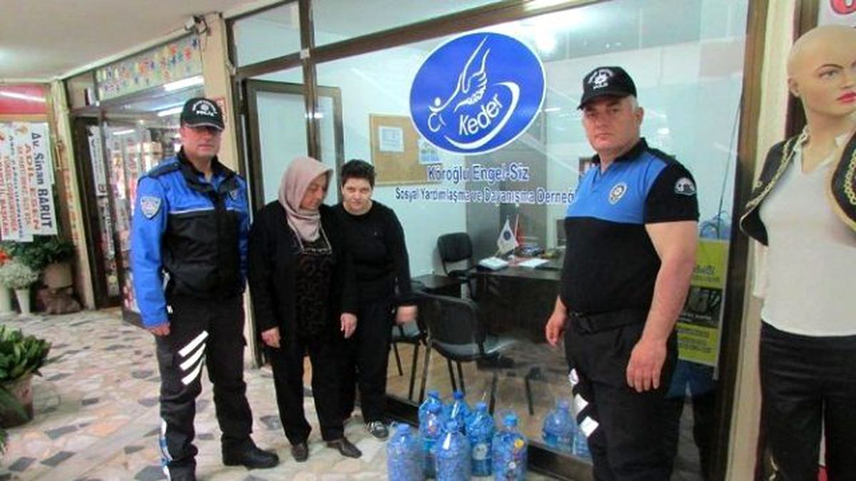 Toplum Destekli Polislerden Örnek Davranış