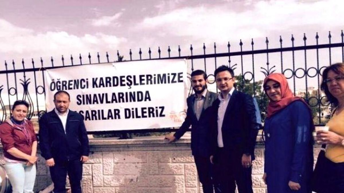 Ak Gençlikten Öğrencilere Çorba İkramı