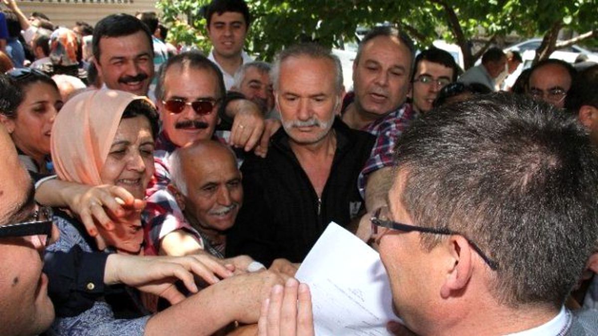 AK Parti\'nin Ev Vaadine Büyük İlgi