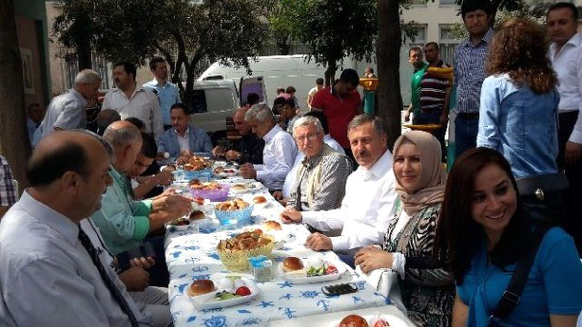 Ak Partili Özdağ\'dan Sert Eleştiriler