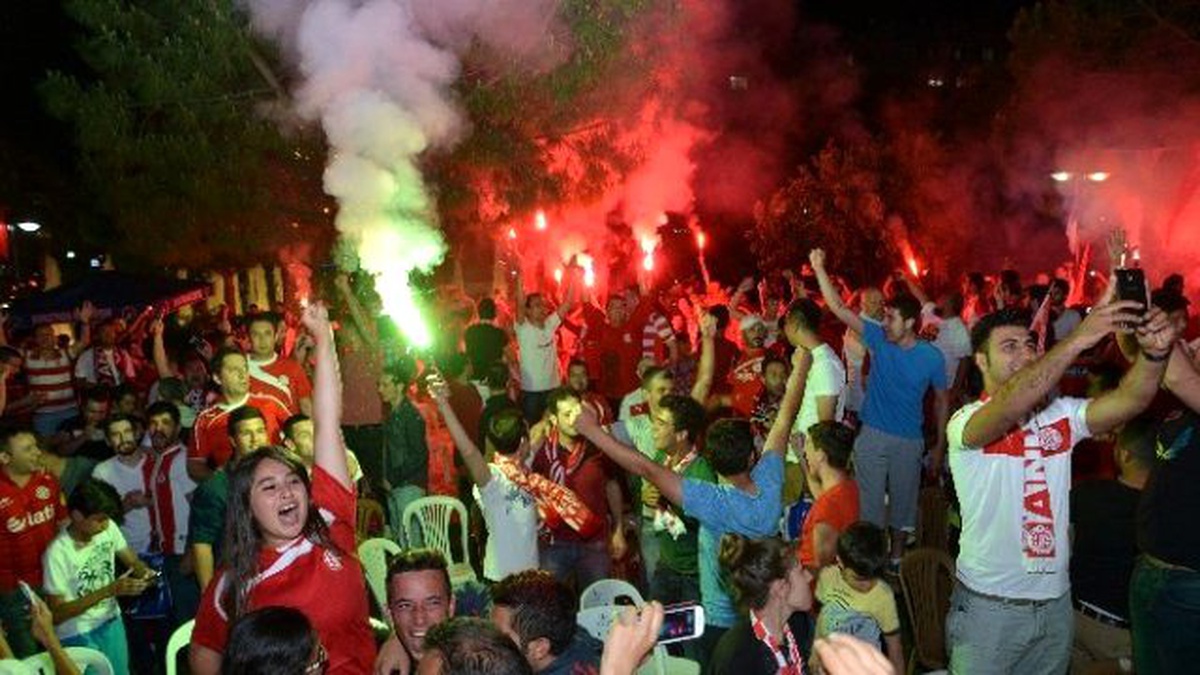 Antalyaspor Süper Lig Yolunda