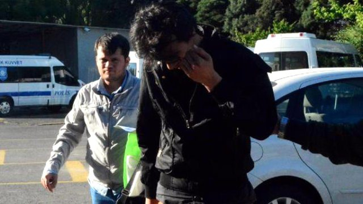 Arkadaşını Bıçakla Öldüren Müzisyen Tutuklandı