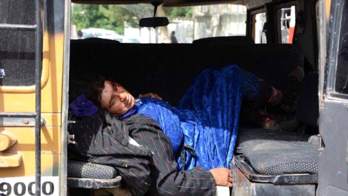 Askeri Araç, Suriyeli Kaçakların Otomobiline Çarptı: 1 Ölü, 7 Yaralı