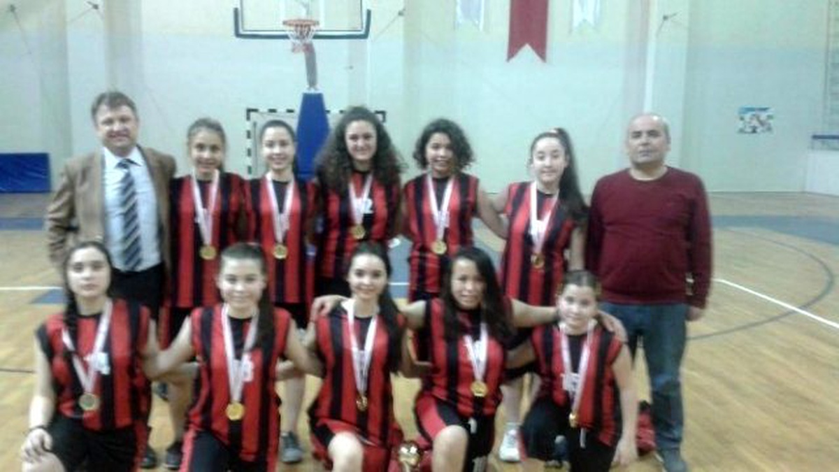 Bartın Yıldız Kız Basket Takımı Almanyaya Gidiyor
