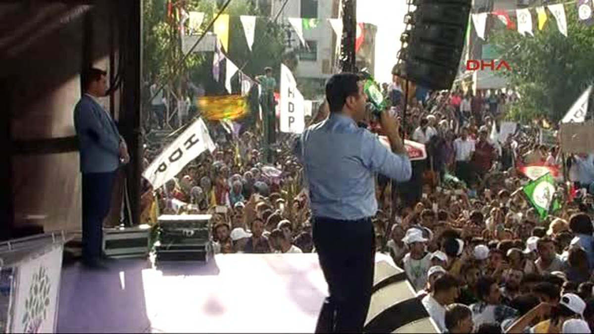 Demirtaş: Sizin Artık Kıbleniz Haşa Para Desteleri Olmuş