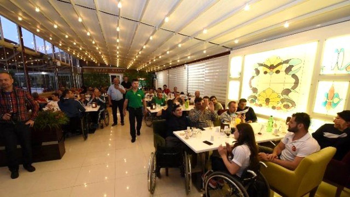 Büyükşehir Belediyesi Bedensel Engelli Takımları Ağırladı