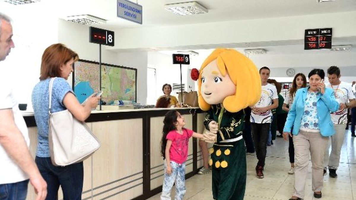 Ece ile Efe Muratpaşa Belediyesi'nde