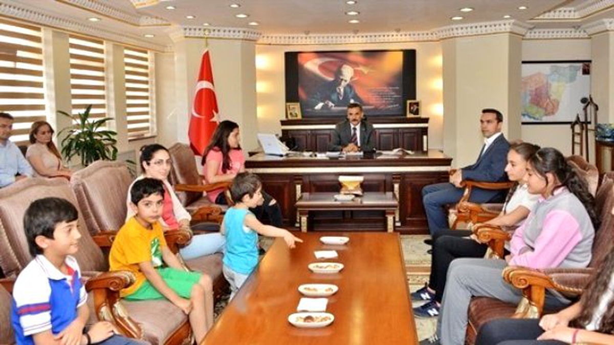 Etik Yarışmasında Dereceye Giren Öğrenciler Ödüllendirildi