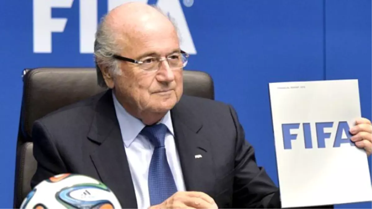 FIFA Başkanı Blatter Görevi Bıraktı