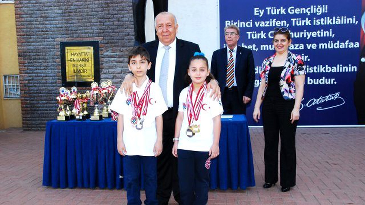 Gaziantep Kolej Vakfı Satrancın Şampiyonlarını Ödüllendirdi