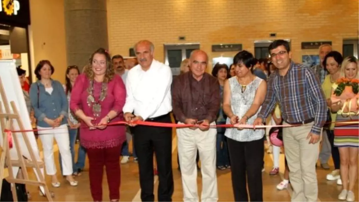 Gaziemir\'de Geleneksel Sergi