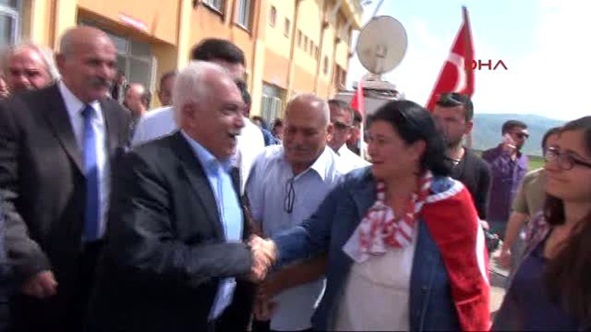 Hakkari İşçi Partisi Lideri Perinçek, Yüksekova Mitinginde Konuştu Bölünürsek Köle Oluruz Aktüel