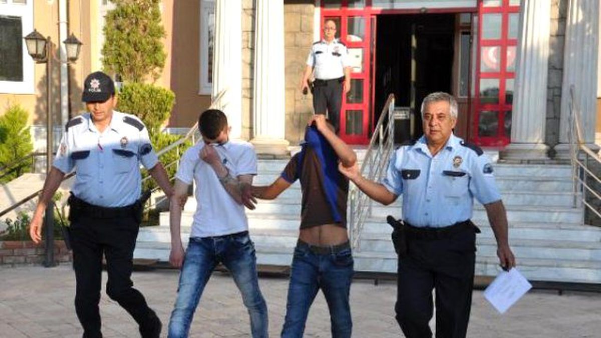 Kapkaç Şüphelilerini Vatandaş ve Polis Yakaladı