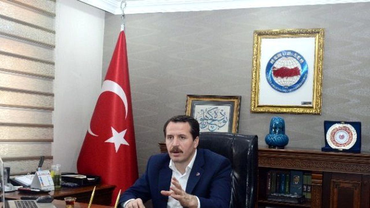 Memur-sen Başkanı Yalçın: 'Kamu Çalışanlarına Kılıf Kıyafet Özgürlüğü İstiyoruz'