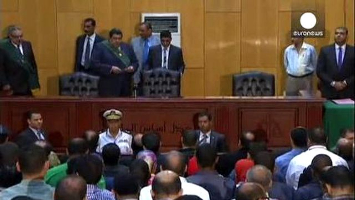Mursi İçin İstenen İdam Talebiyle İlgili Nihai Karar 16 Haziran\'a Ertelendi