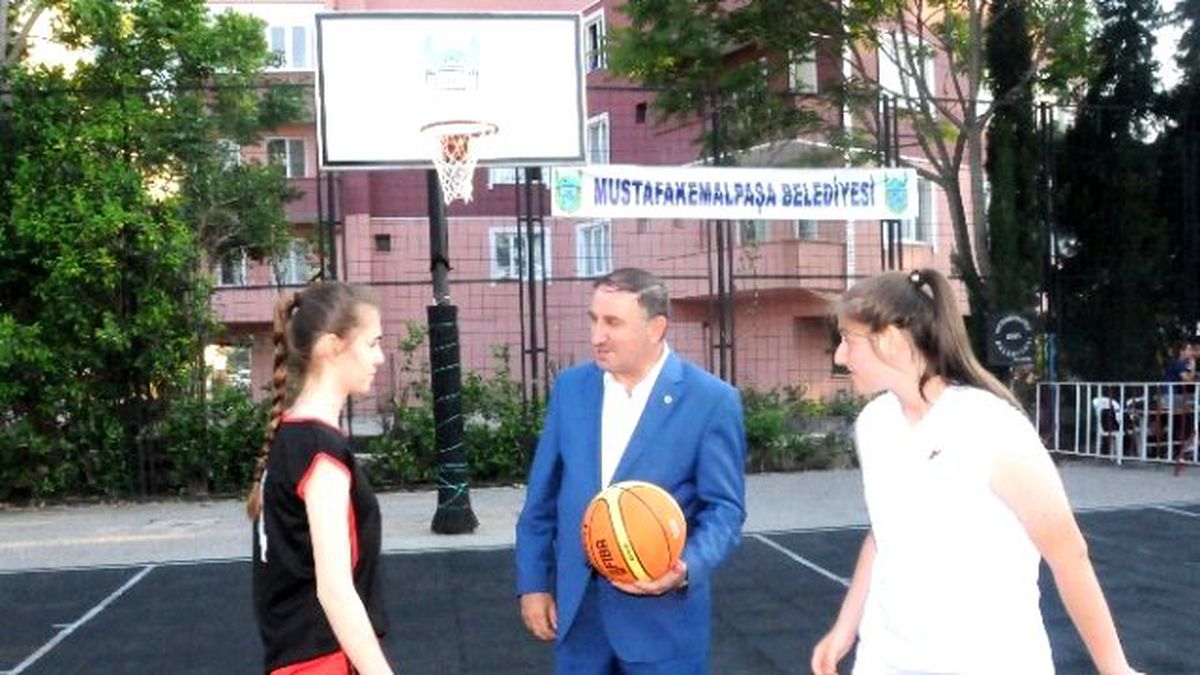 Mustafakemalpaşa\'da Tatlıtop Rüzgarı