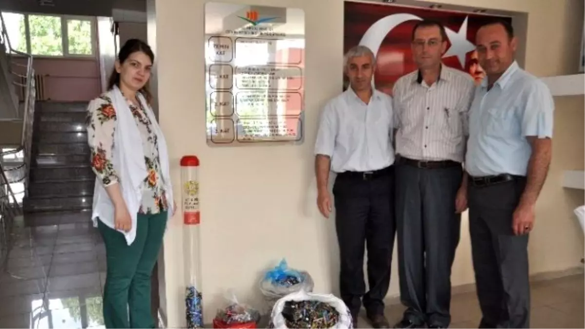 Niğde'de Atık Pil Toplama Projesi Kapsamında 20 Bin Pil Toplandı