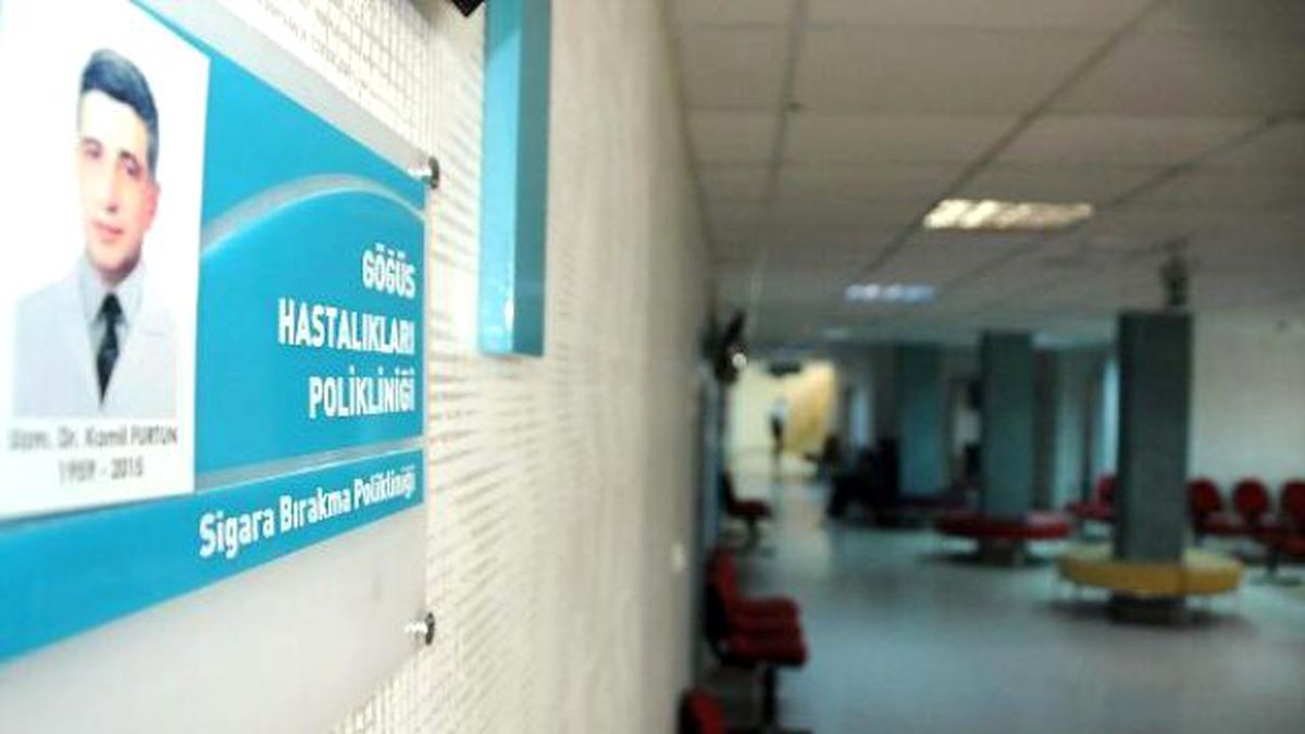 Samsun\'da, Öldürülen Doktorun Meslektaşları Yasta
