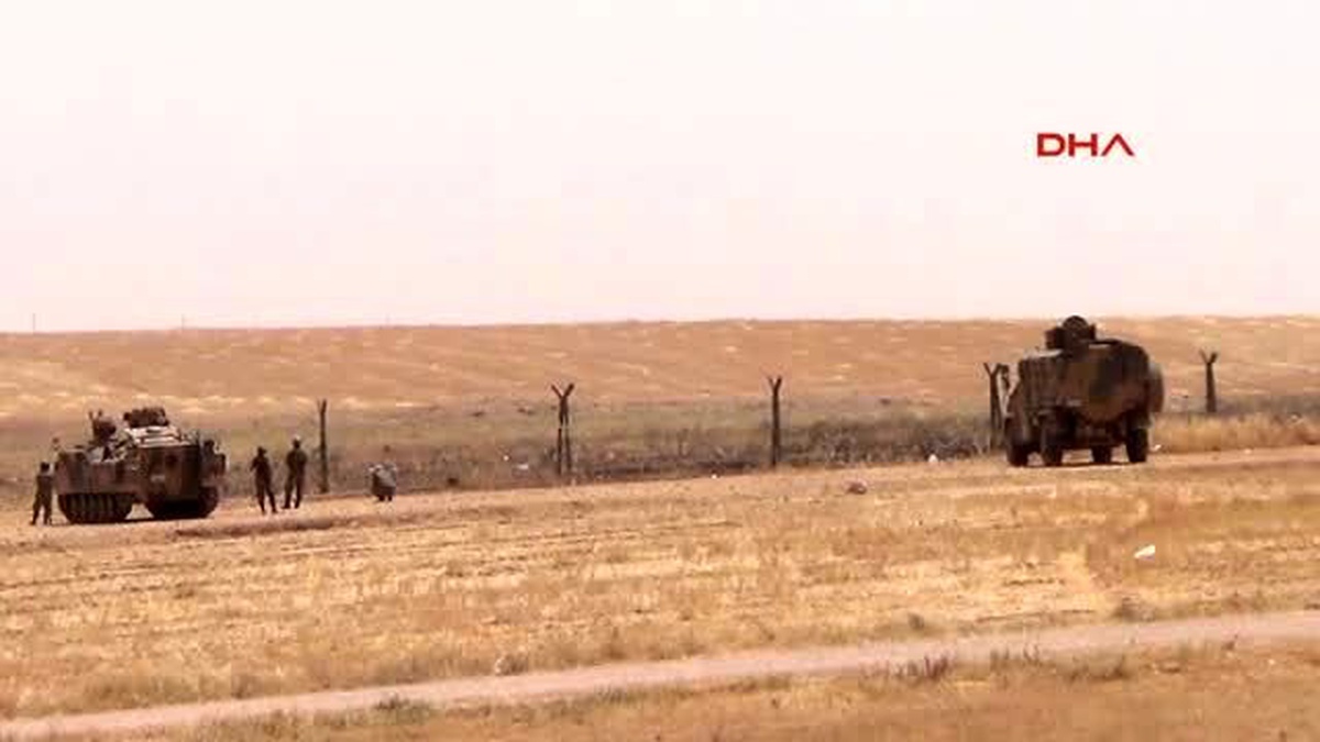 Şanlıurfa Suriyelilerin Sınırda Bekleyişi Sürüyor