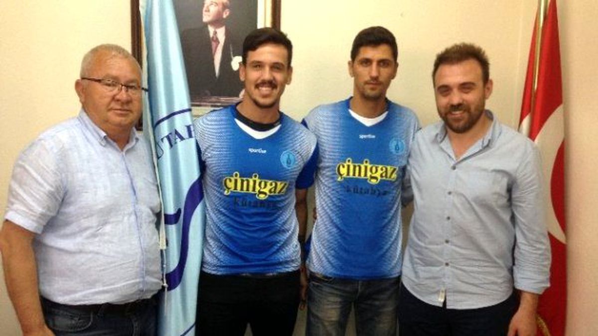 Savunma Oyuncuları Mustafa ve Salih Kütahyaspor\'da