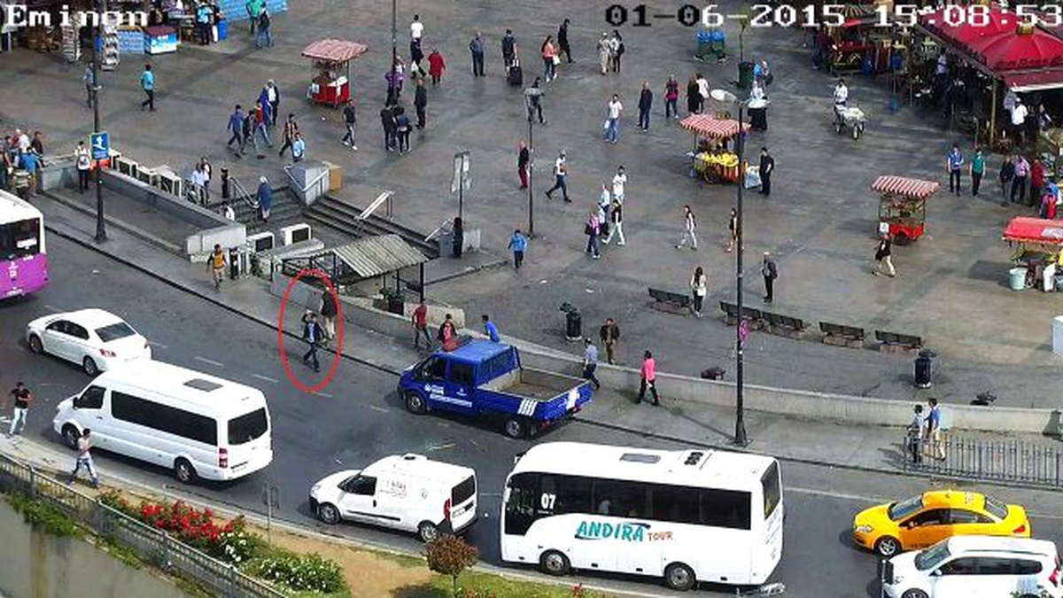 Seyyar Satıcılar Zabıta\'ya Saldırdı