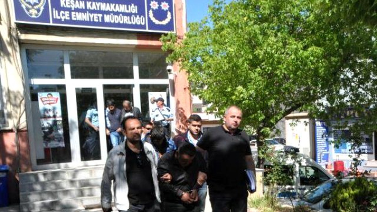 Telefonla 57 Bin Lira Dolandırıcılığa 2 Tutuklama