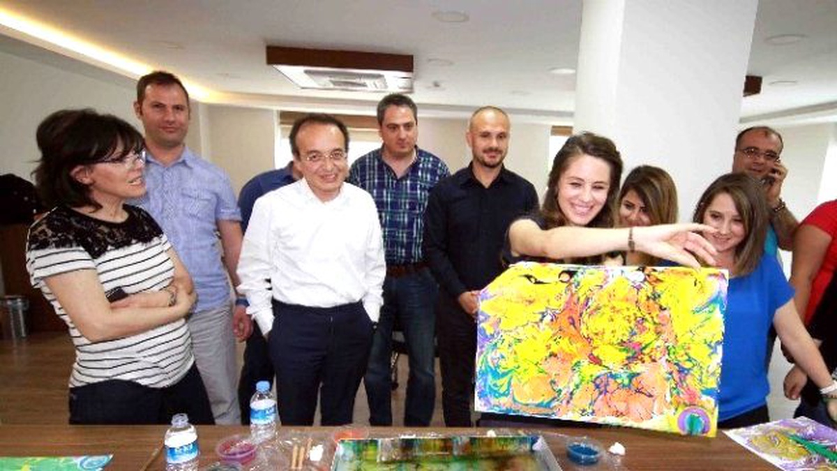 TTEDAŞ Çalışanları Ebru Sanatına İlgi Gösterdi