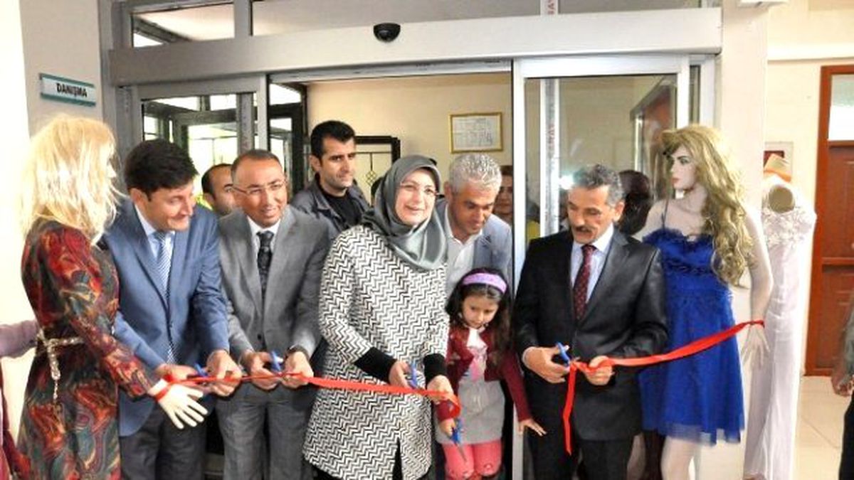 Tunceli\'de Yılsonu Sergisi