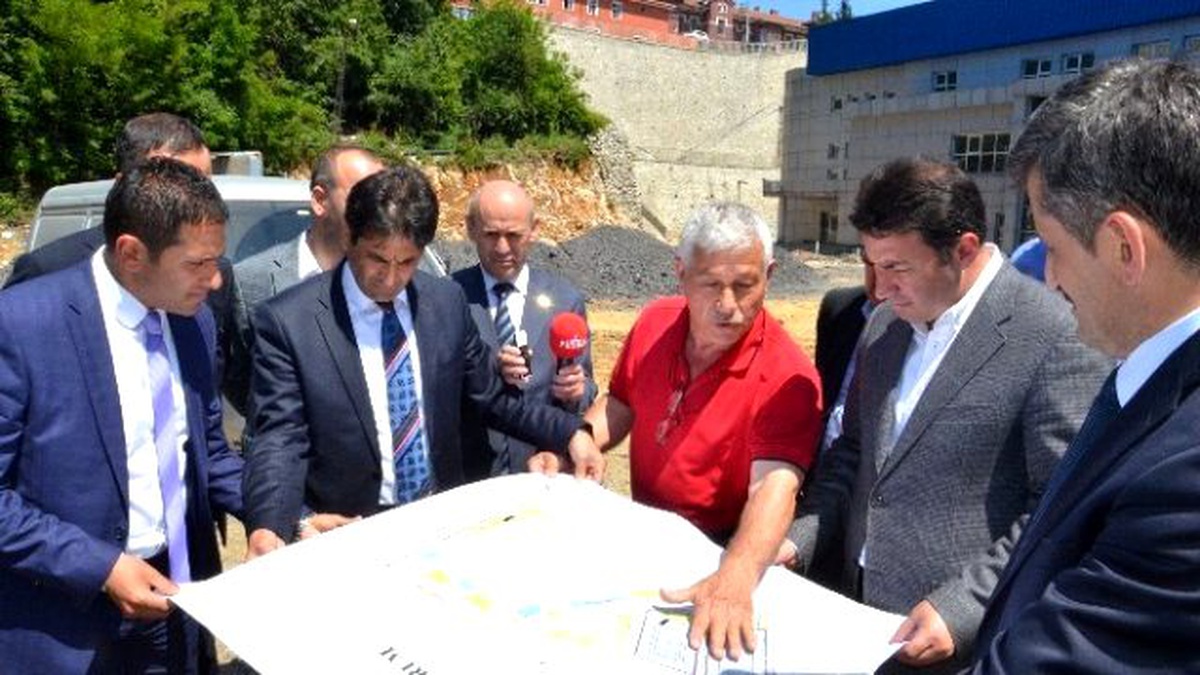 Ulupınar, Spor Salonu İnşaatını İnceledi