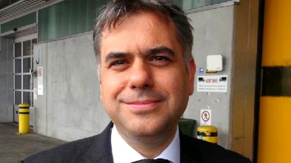 Yurt Dışındaki Oylar Türkiye\'ye Gönderilmeye Devam Ediyor
