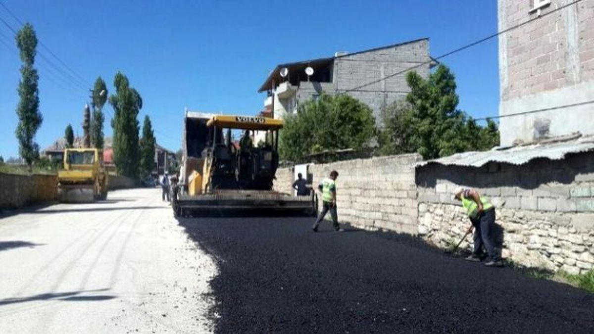 20 Mahallede Yol Çalışması