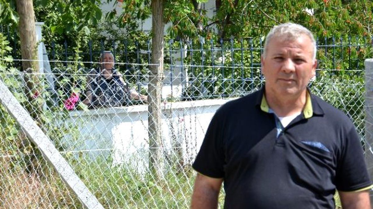 28 Yıllık Evlerinde Hapis Hayatı Yaşamaya Başladılar