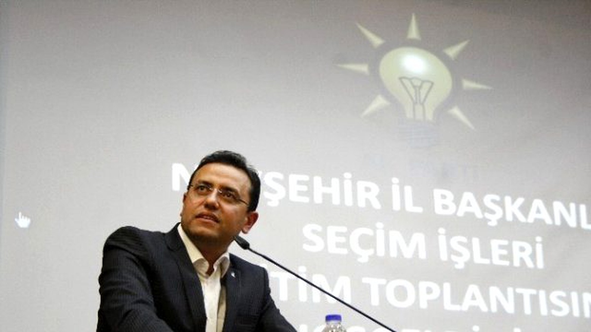 AK Parti\'de Sandık Görevlileri Eğitildi