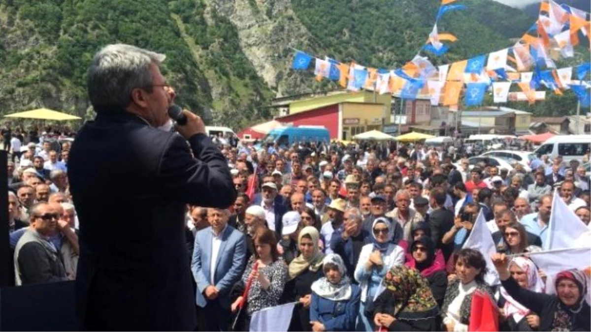 AK Parti Gümüşhane Milletvekili Üstün, Kürtün İlçesindeki Mitinge Katıldı
