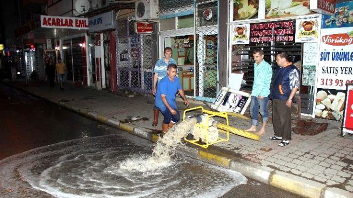 Aski, Nazilli\'de Sel Mağdurlarının İmdadına Yetişti