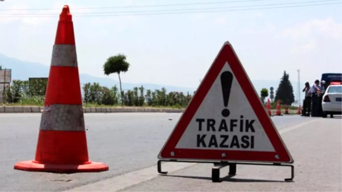 Trafik Kazasında Kapkaç Şoku