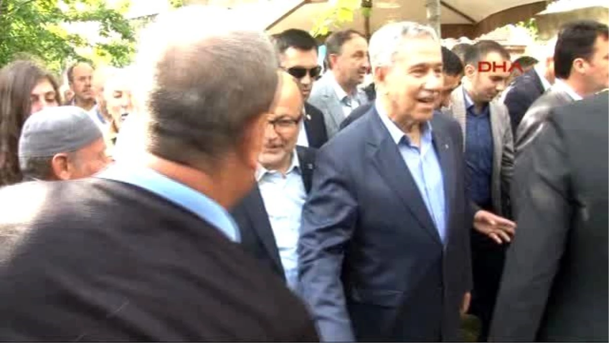 Bursa Kimse AK Parti\'ye Oy Vermek Zorunda Değil