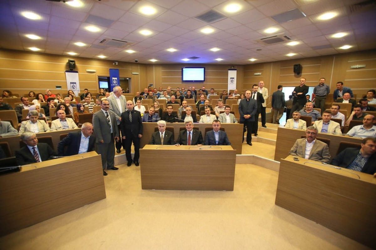 Büyükşehir\'de 161 Sağlık İşçinin Sözleşmesi İmzalandı