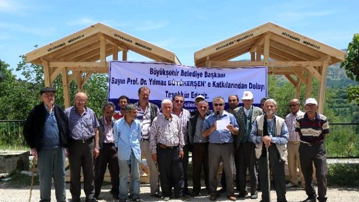 Büyükşehir\'den Gürleyik\'e Kamelya Desteği