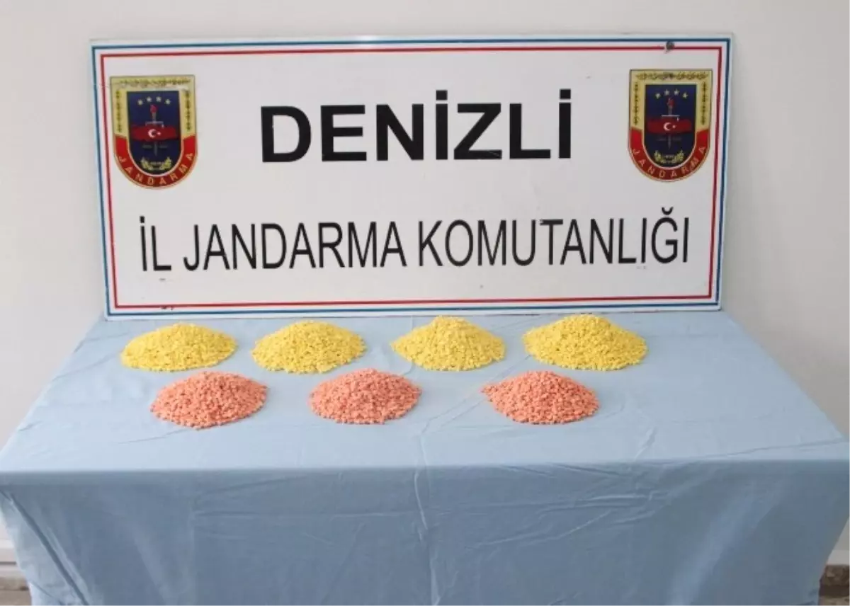 Denizli\'de 16 Bin Adet Extacy Hap Ele Geçirildi