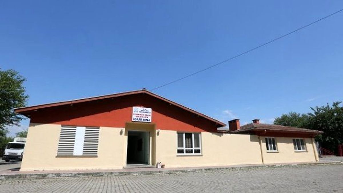 Efeler Hayvan Pazarı\'na Dezenfeksiyon Tüneli Yapıldı