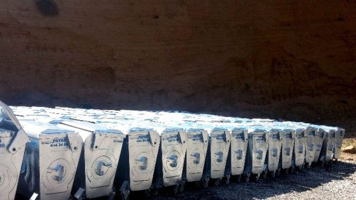 Gümüşhane Köylerine 500 Çöp Konteyneri Daha