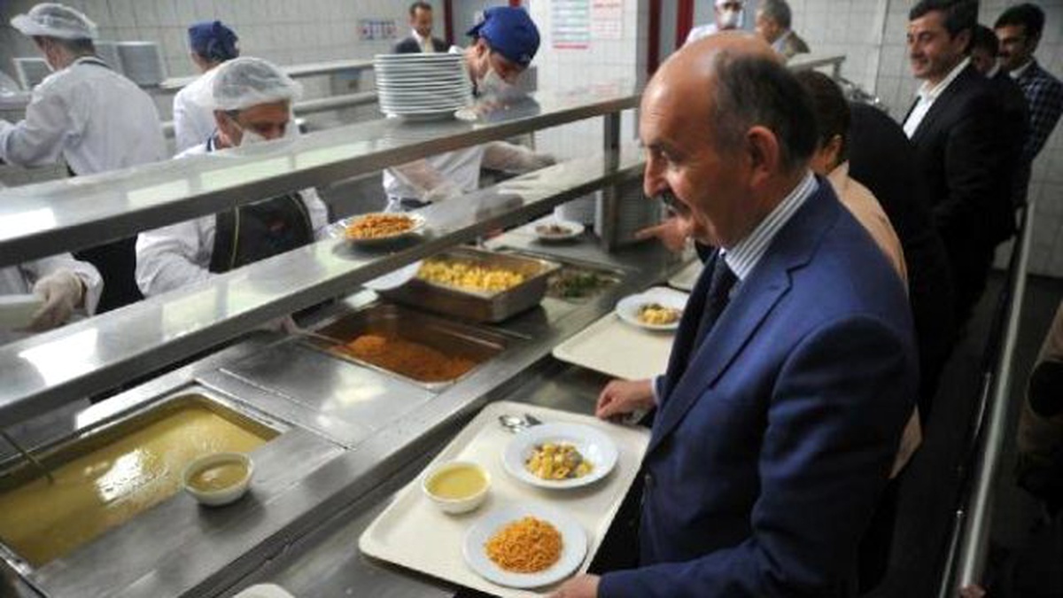Müezzinoğlu\'ndan Döküm İşçilerine Sandık Çağrısı