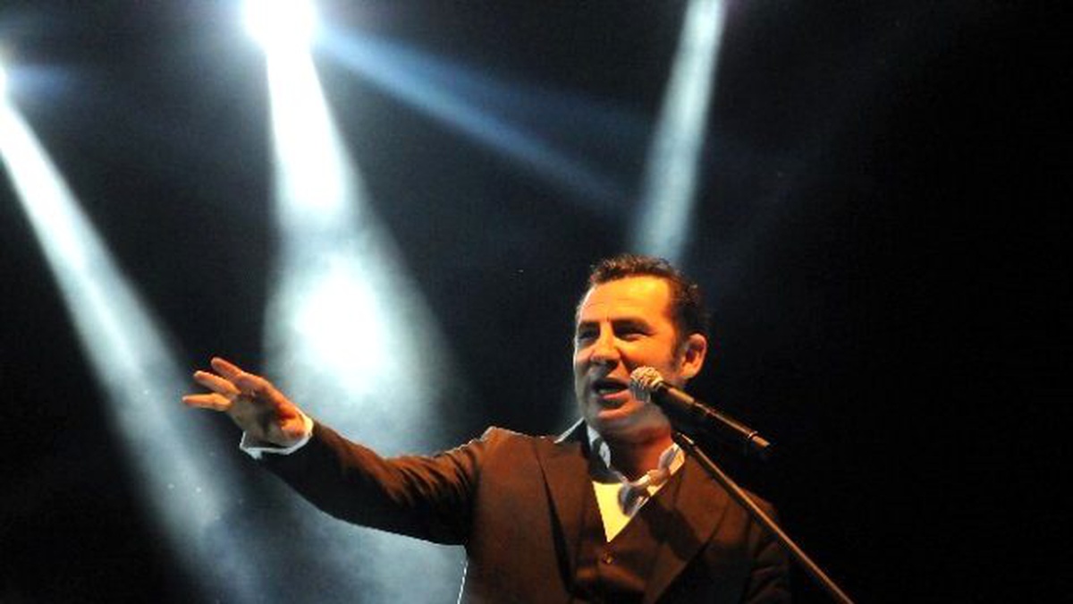 Mustafakemalpaşa\'da Ferhat Göçer Fırtınası